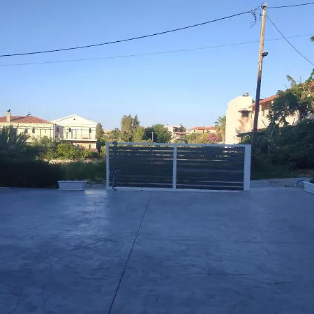 Theodora Apartment *