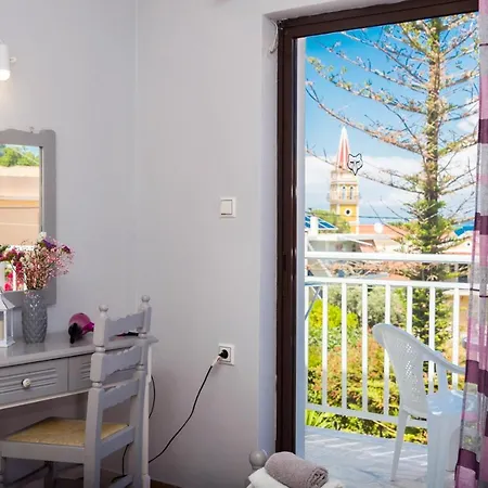 Theodora Apartmán *