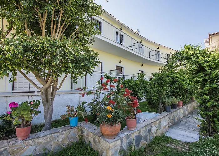 Διαμέρισμα Theodora