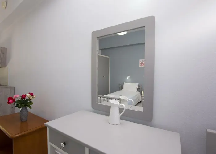 Theodora Αργάσι