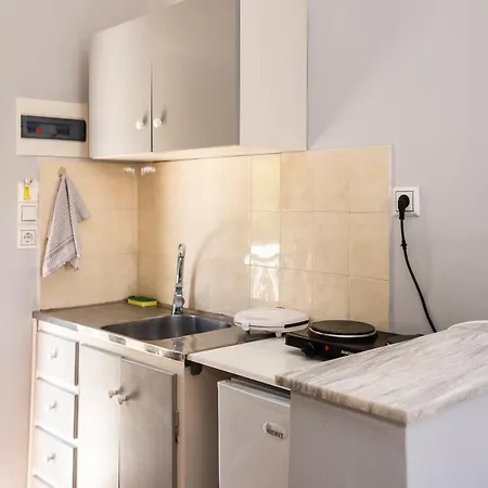 Theodora * 阿凯松